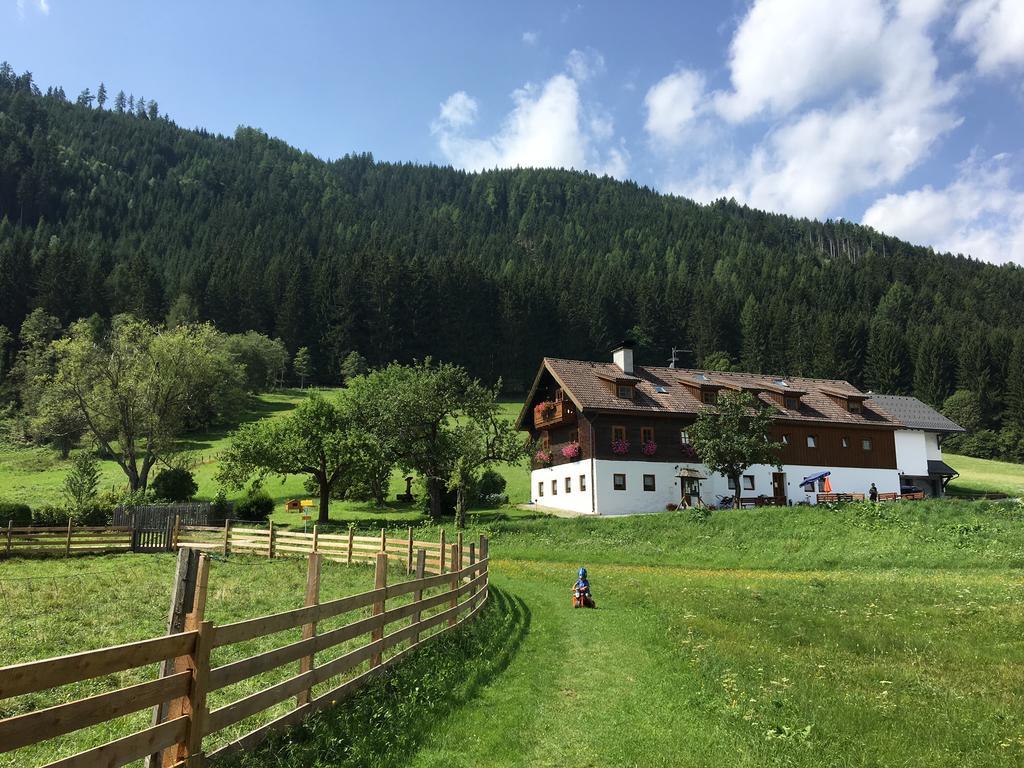 Ferienparadies Wiesenbauer Sankt Michael im Lungau Exterior foto